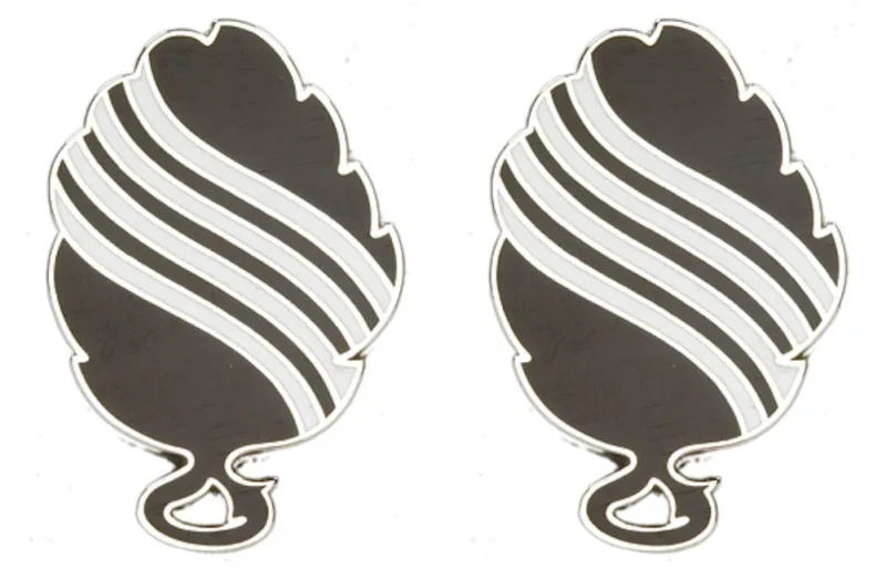 305th regiment insignia set pair