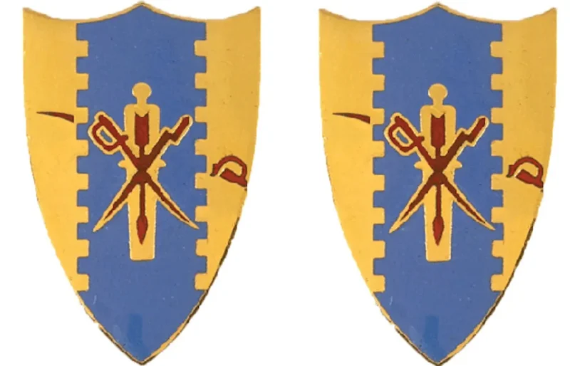 4th cavalry unit insignia pair distinctive