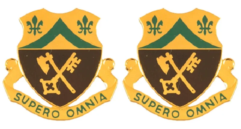 81st armor unit insignia pair supero omnia