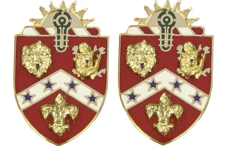 field artillery unit insignia pair