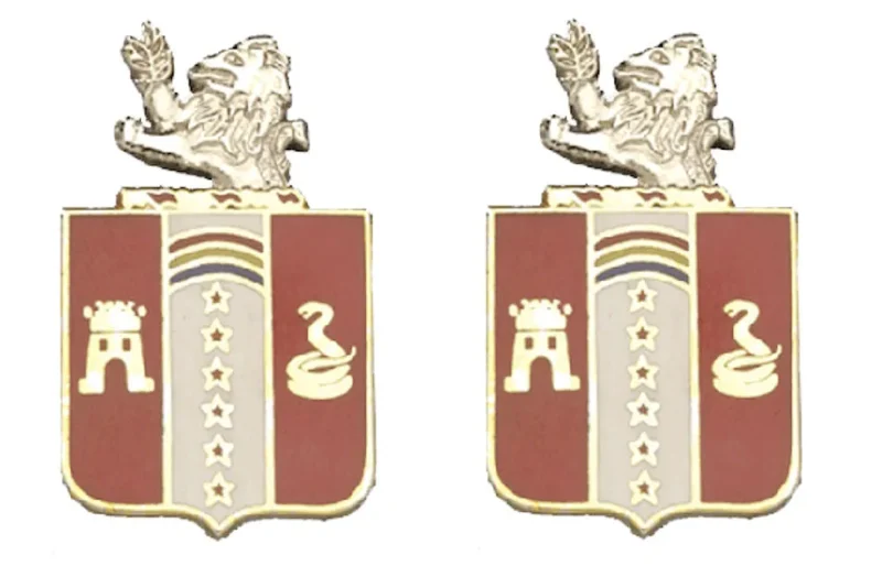 indiana 150th field artillery unit insignia pair