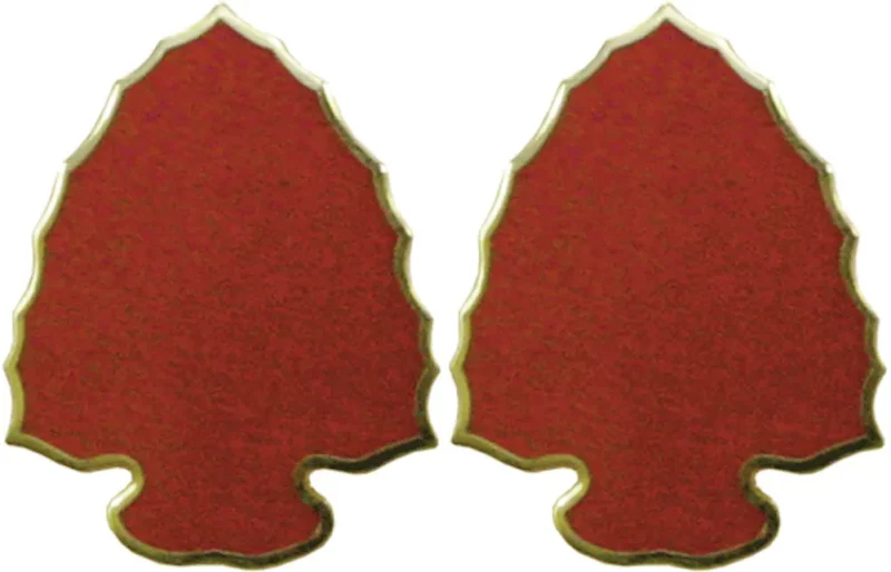 pennsylvania 109th field artillery insignia pair