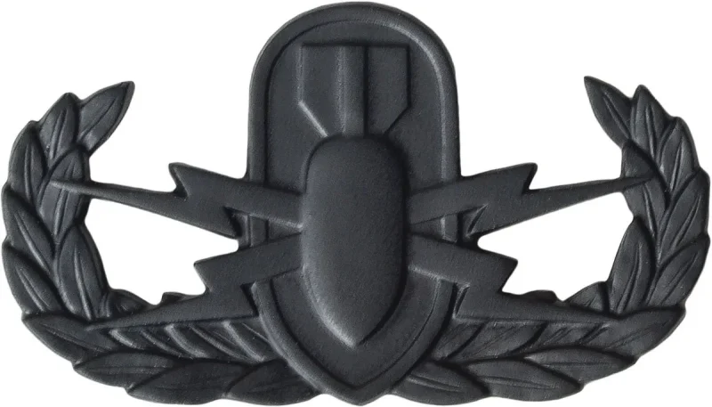 u s army eod black metal pin on badge