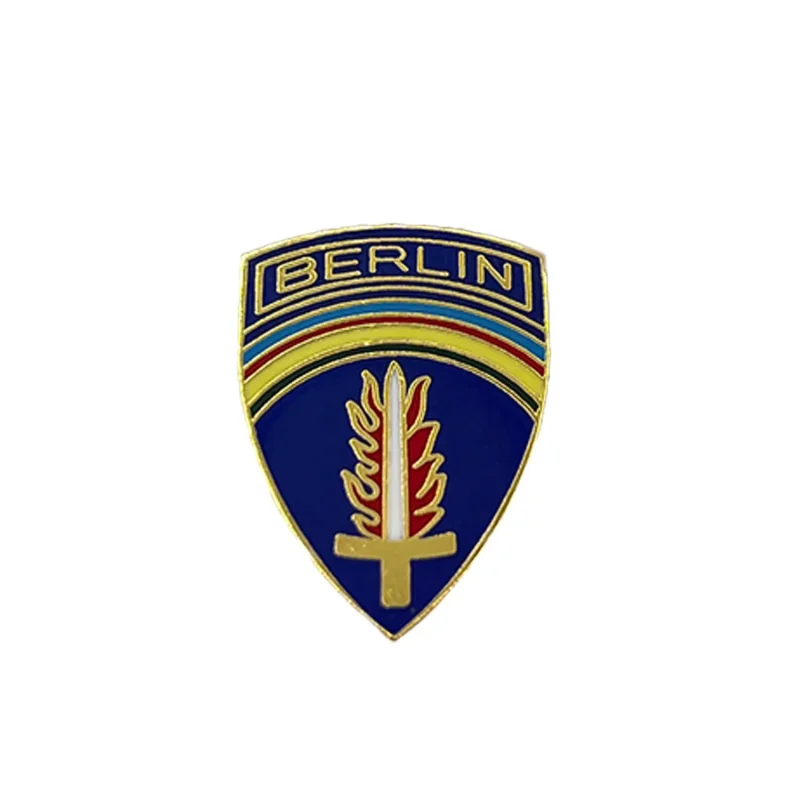 us army berlin commemorative pin