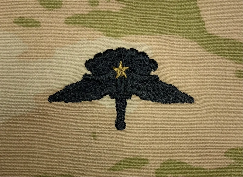 us army ocp halo parachutist sew on badge scaled