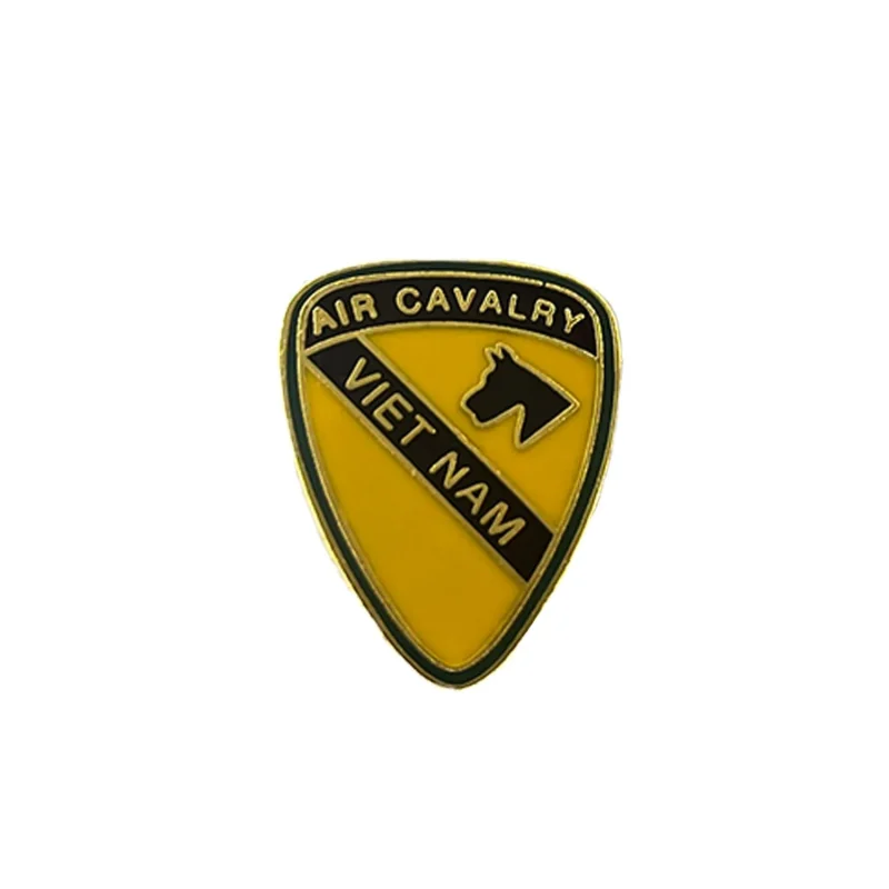 vietnam 1st air cavalry metal pin